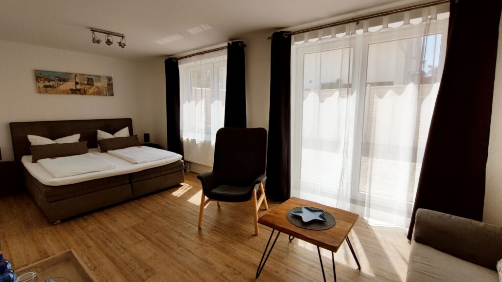 Pension ElbKate Doppelzimmer im EG mit Terrasse
